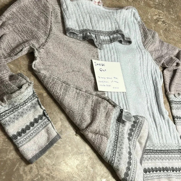 LE GRENIER, sweater ,colorblock striped,asymmetrical button decor, like new - Picture 15 of 16